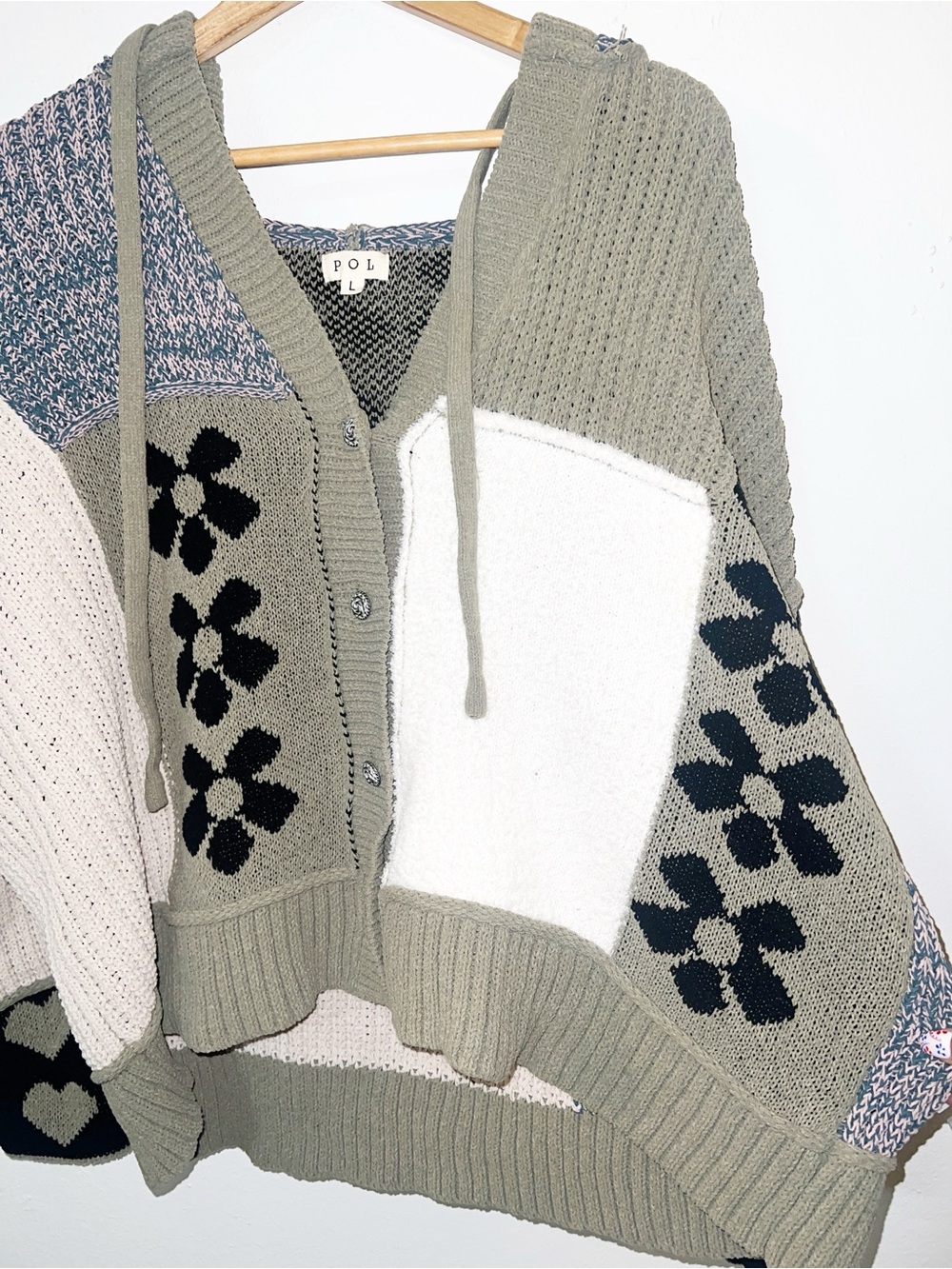 POL Patchwork Hooded Cardigan Sweater Olive, Cream & Black with floral & hearts - Picture 4 of 9
